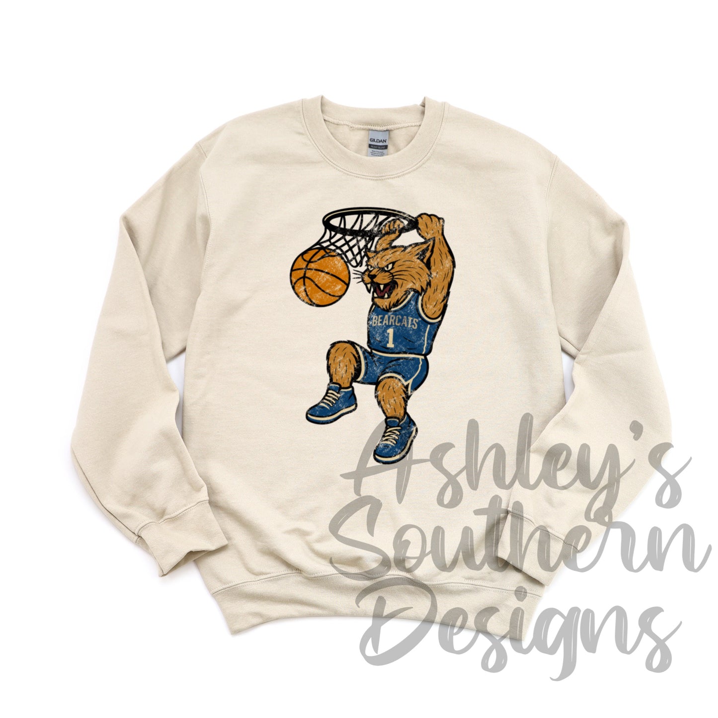 Dunking Bearcat Tee/Sweatshirt