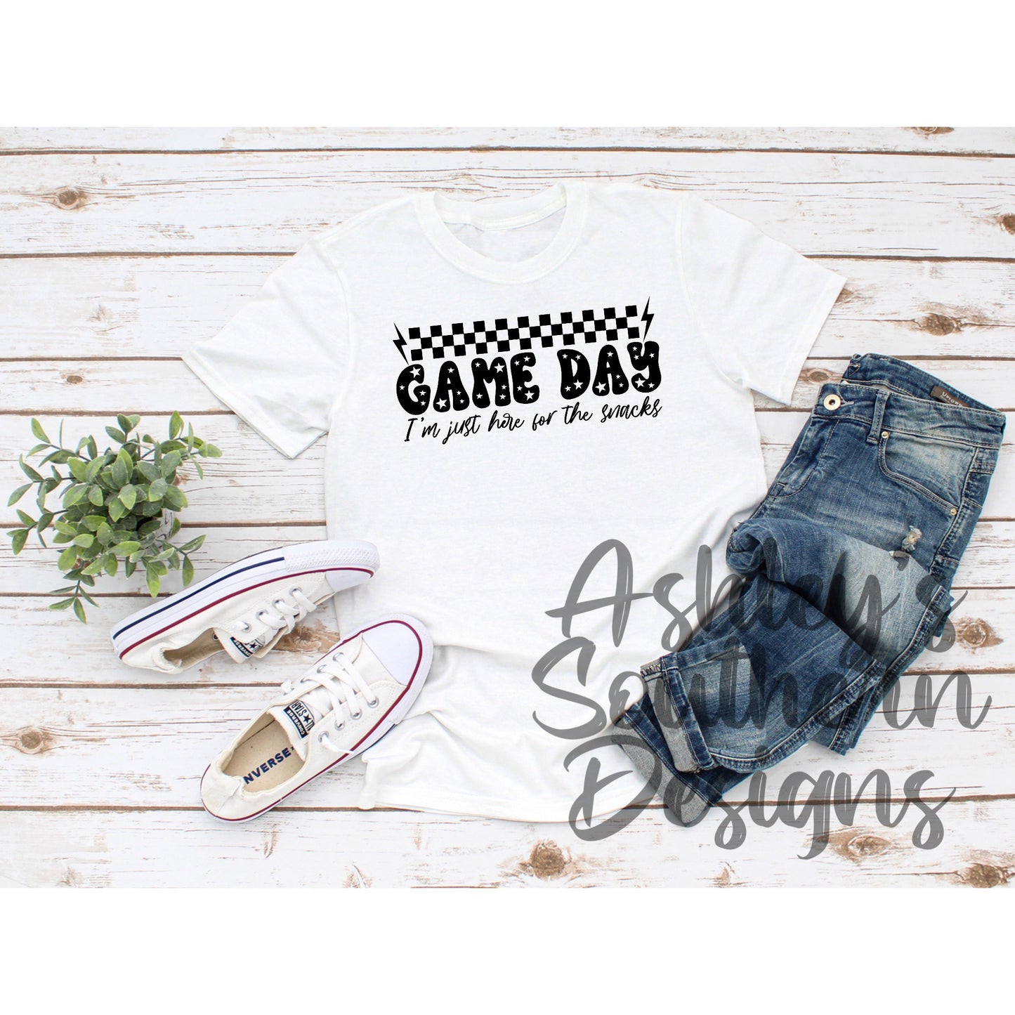 Here For The Snacks Tee (Black)